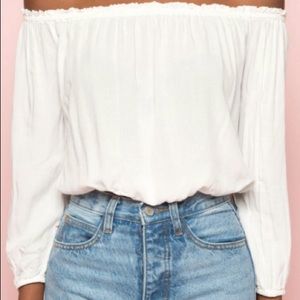 Brandy Melville Maura white peasant top